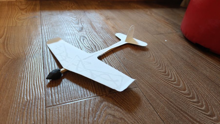 Aircraft with a standard wing configuration.
